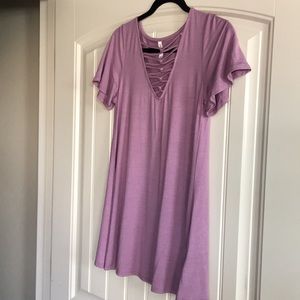 Flutter sleeve cross cross neck top